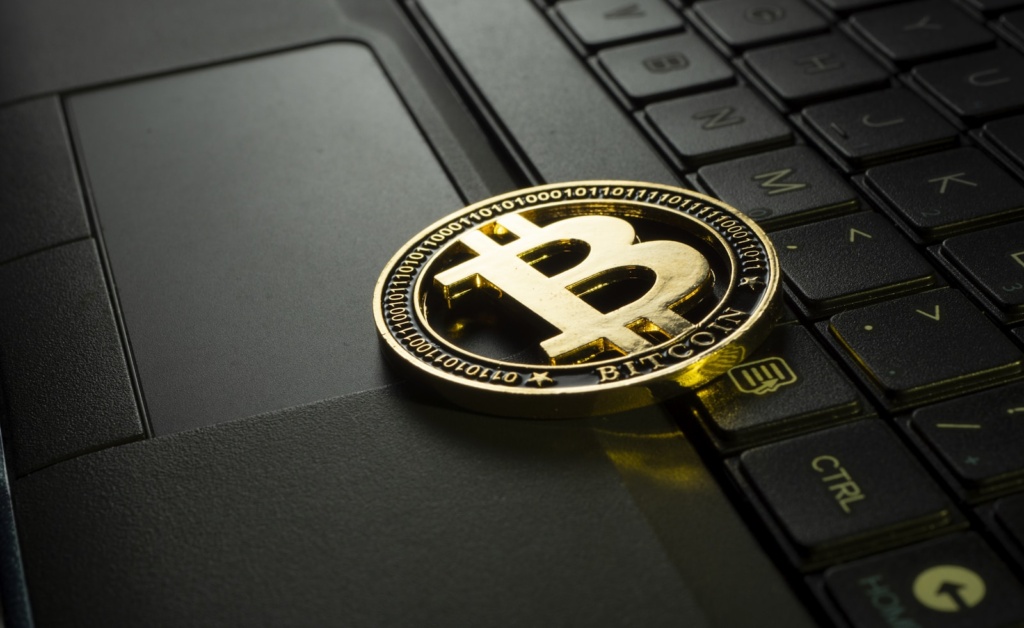 Криптокошелёк MetaMask на ноутбуке